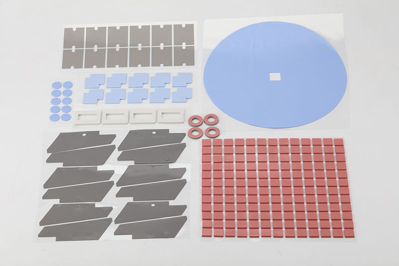 導(dǎo)熱絕緣片與導(dǎo)熱膏對比：關(guān)鍵差異